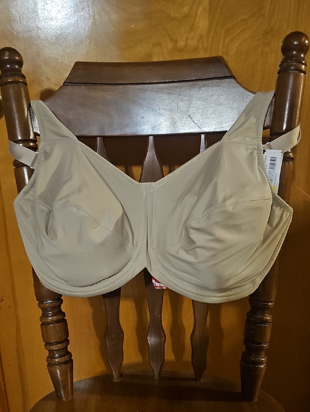 Women’s Full Coverage Underwire Bra in Beige